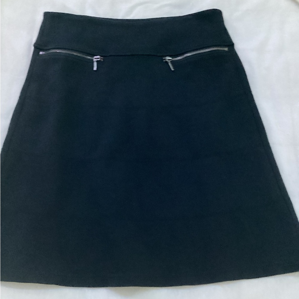 Black athleta skirt